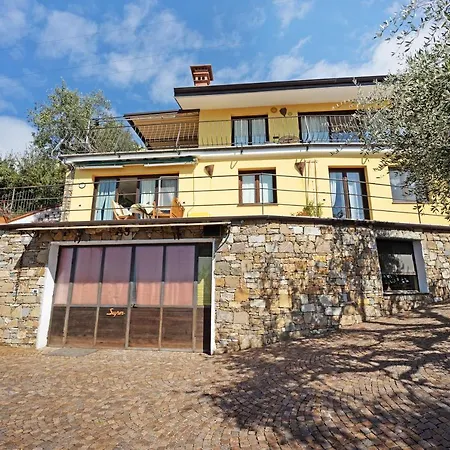 Casa Pepe شقة إمبيريا